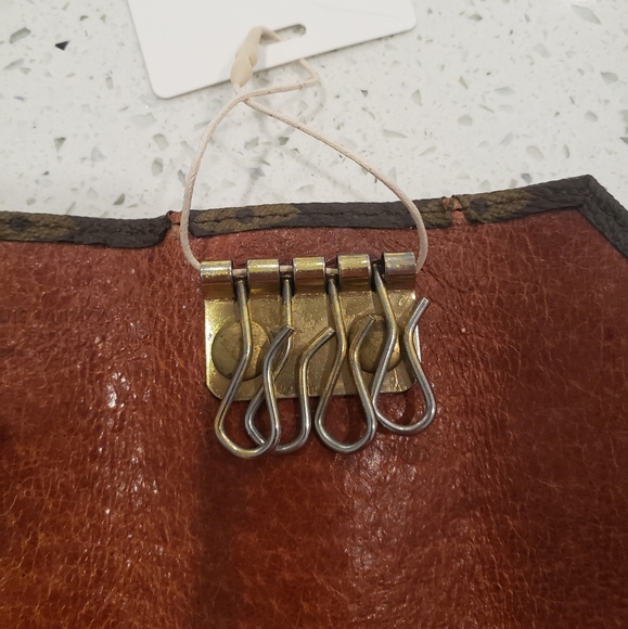 Louis Vuitton Vintage Monogram Key Case - Picture 8 of 14